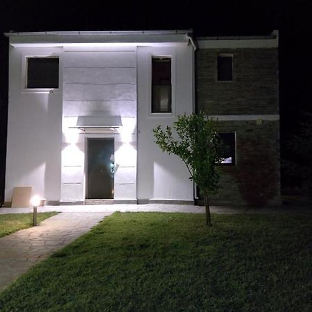 חניוטי Sanny Sani Luxury Villas מראה חיצוני תמונה