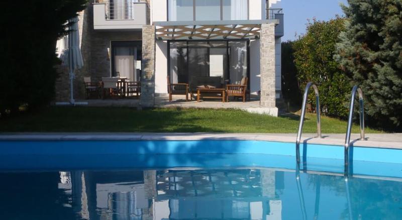 חניוטי Sanny Sani Luxury Villas מראה חיצוני תמונה