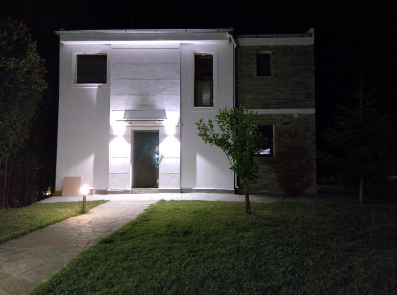 חניוטי Sanny Sani Luxury Villas מראה חיצוני תמונה