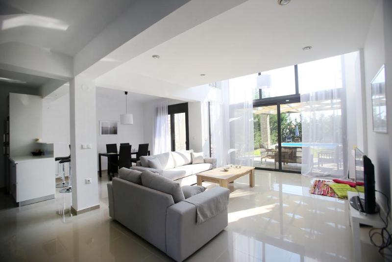 חניוטי Sanny Sani Luxury Villas מראה חיצוני תמונה